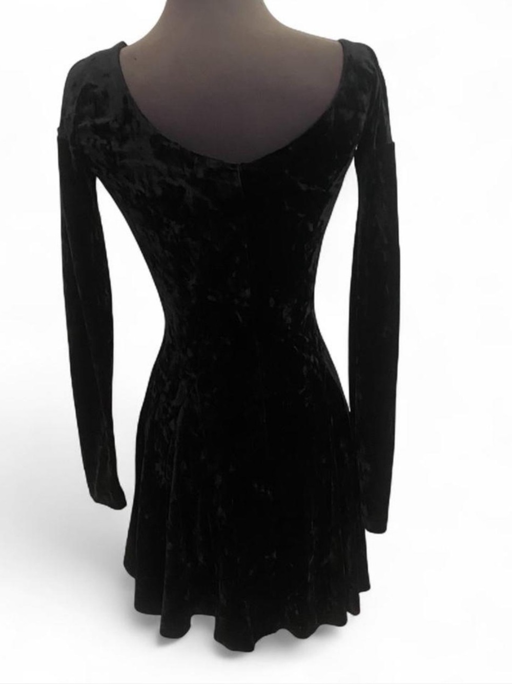VINTAGE 90’S BETSEY JOHNSON BLACK VELVET LONG SLEEVE SCOOP NECK MINI DRESS SMALL - Picture 5 of 6